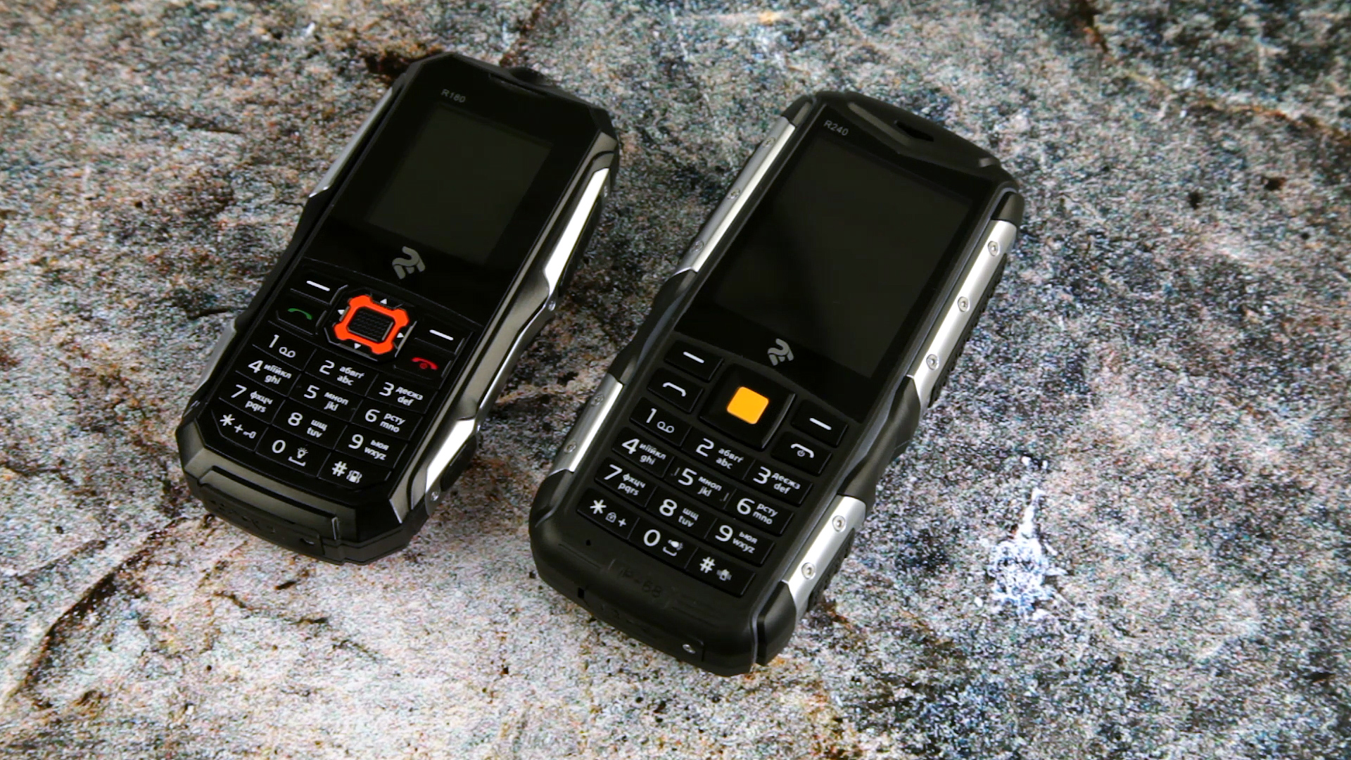 Огляд захищених мобільних телефонів 2E R180 і R240
